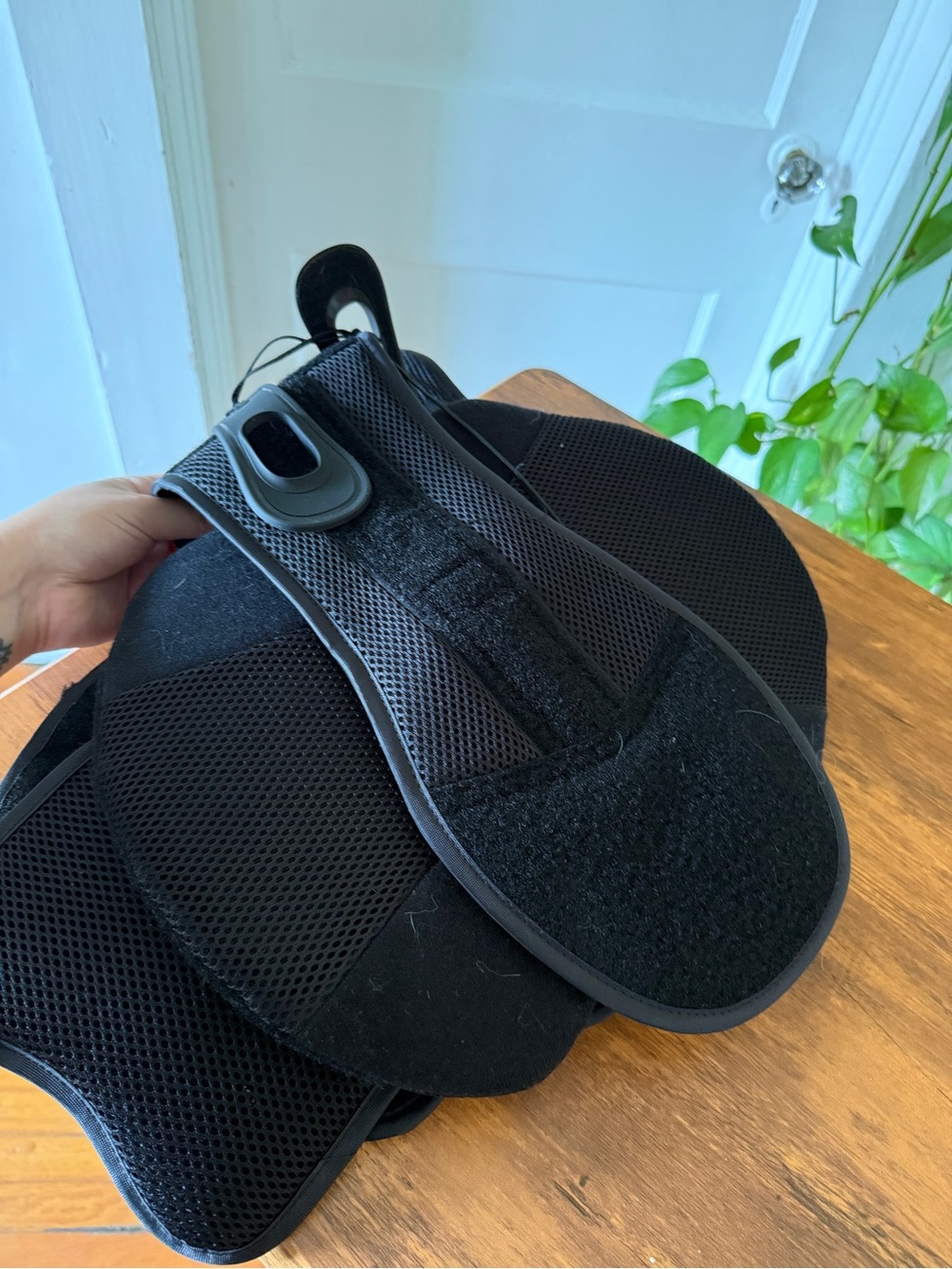 Comfortland Black Back Brace Support - Picture 8 of 9